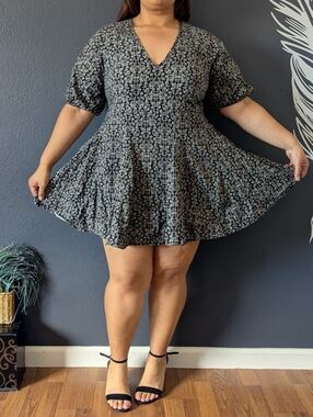 Universal Thread Mini Flowy Floral Dress